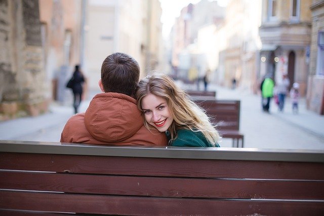 Entre amour ou amitié comment savoir ce qu'elle ressent ?