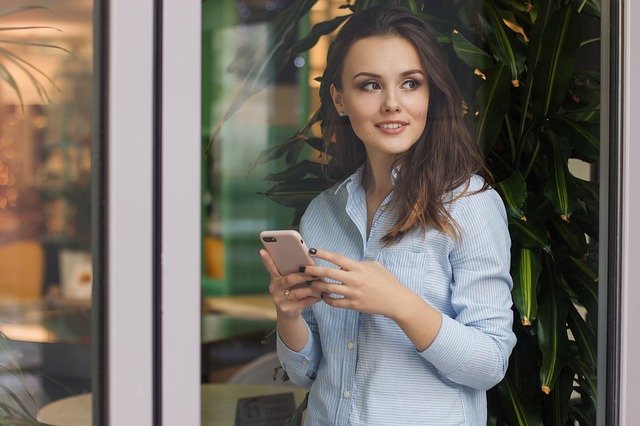 Savoir si on plait à une fille par message.