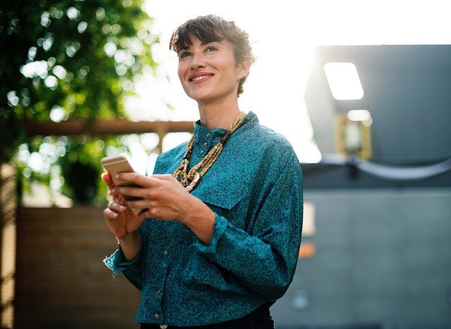 Décoder les sms d'une femme.