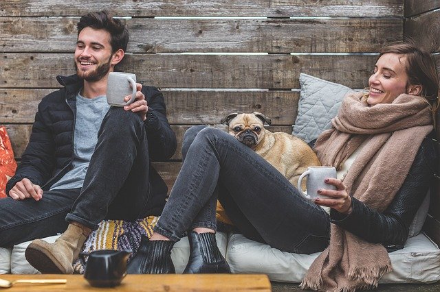 Comment proposer un rendez-vous une fille sans la brusquer